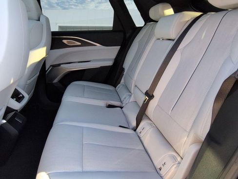 Certified 2024 Cadillac Lyriq Luxury RWD image 28