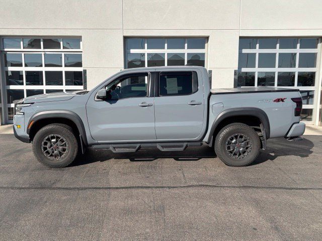Used 2023 Nissan Frontier PRO-4X w/ Pro-4X Premium Package AWD/4WD image 3