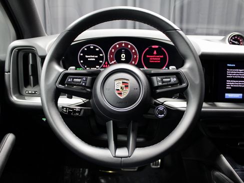 Certified 2024 Porsche Cayenne S image 26