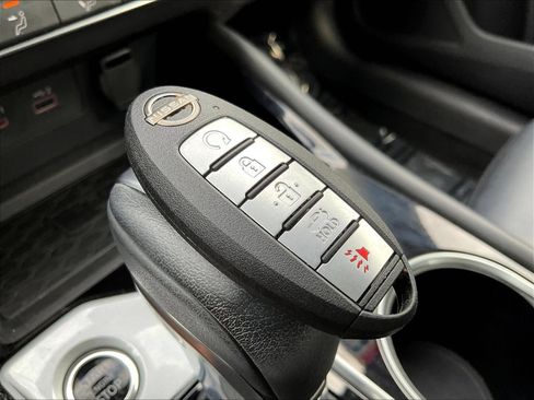 Used 2023 Nissan Altima 2.5 SR w/ SR Premium Package FWD image 38