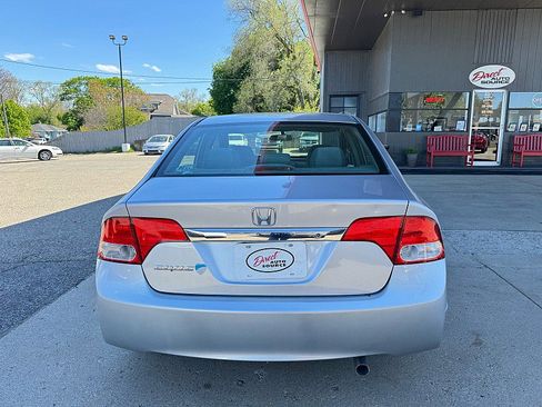 Used 2011 Honda Civic LX image 4
