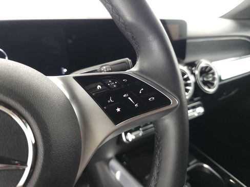 Certified 2026 Mercedes-Benz GLB 250 4MATIC image 12