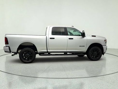 Used 2026 RAM 2500 Big Horn AWD/4WD image 4