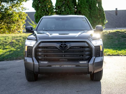 Used 2025 Toyota Tundra SR5 image 2