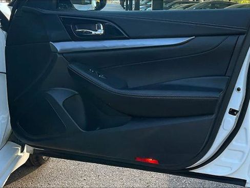 Certified 2023 Nissan Maxima SV w/ Floor Mat Group image 21