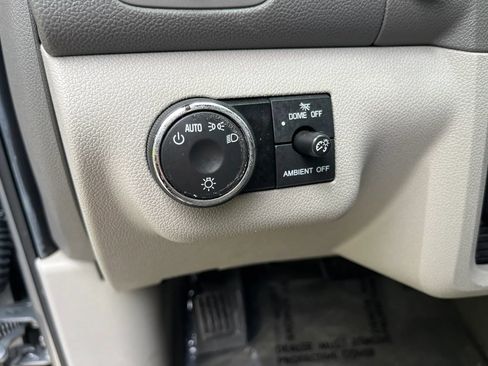 Used 2017 Buick Enclave Premium AWD/4WD image 13
