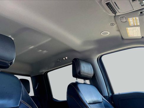 Used 2023 Ford F250 Lariat w/ Lariat Ultimate Package AWD/4WD image 14