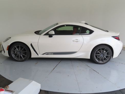 New 2026 Subaru BRZ Limited RWD image 6