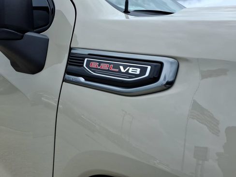 New 2026 GMC Sierra 1500 AT4 w/ AT4 Premium Package AWD/4WD image 10