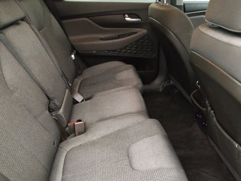 Used 2020 Hyundai Santa Fe SE FWD image 19