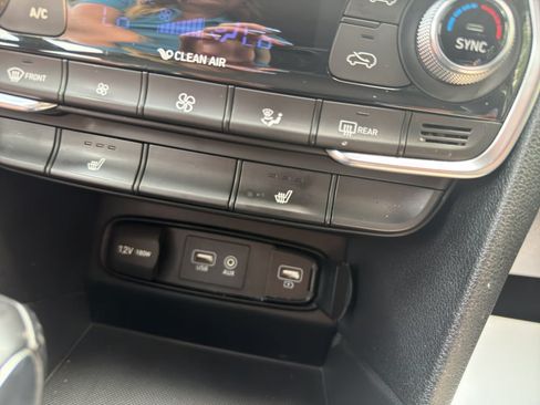 Used 2019 Hyundai Santa Fe Limited w/ Cargo Package AWD/4WD image 20