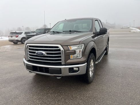 Used 2015 Ford F150 XLT w/ Equipment Group 302A Luxury image 8