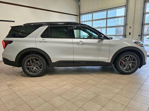 New 2026 Ford Explorer ST w/ Sun And Sound Package AWD/4WD image 6