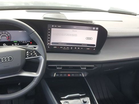 New 2026 Audi Q3 quattro 2.0T AWD/4WD image 21
