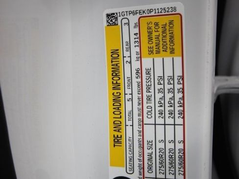 Used 2023 GMC Canyon Denali image 33