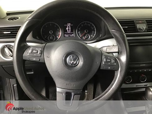Used 2013 Volkswagen Passat 2.5 SE image 13