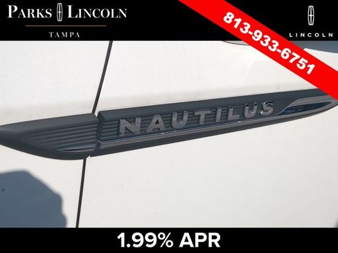 Used 2023 Lincoln Nautilus Reserve FWD image 13