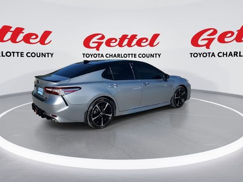 Used 2020 Toyota Camry XSE image 8