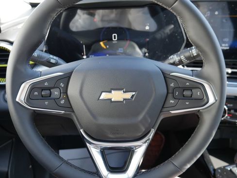 New 2026 Chevrolet Trax LT FWD image 10