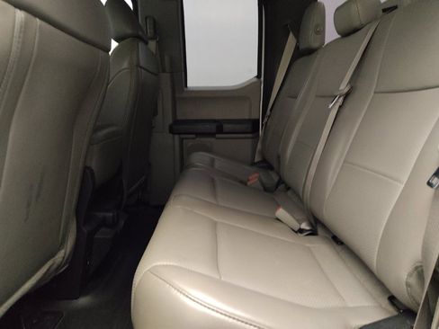 Used 2019 Ford F150 XL w/ Equipment Group 101A Mid RWD image 18