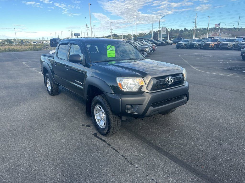 Used 2012 Toyota Tacoma 4x4 Double Cab w/ Convenience Pkg image 2