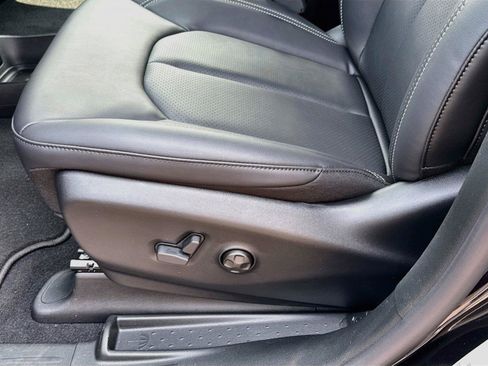 New 2027 Chrysler Pacifica Select AWD/4WD image 15