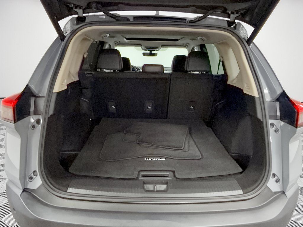Used 2023 Nissan Rogue SL w/ SL Premium Package FWD image 28