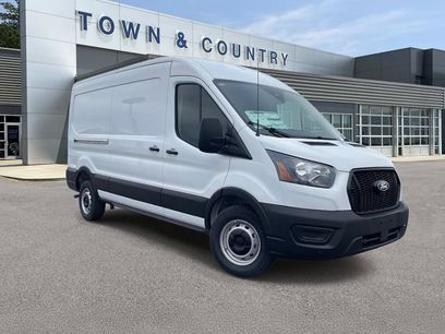 New 2026 Ford Transit 250 148 Medium Roof w/ Load Area Protection Package