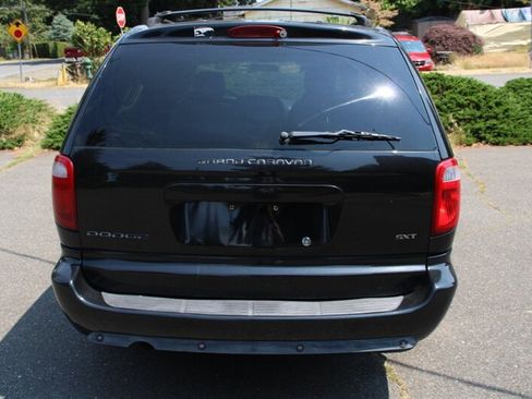 Used 2007 Dodge Grand Caravan SXT FWD image 11