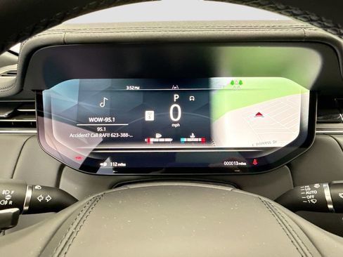 New 2026 Land Rover Range Rover Long Wheelbase SE AWD/4WD image 33