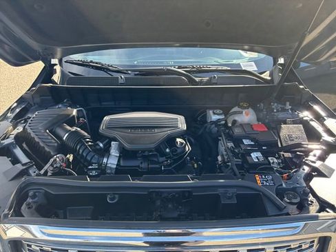 Used 2019 GMC Acadia Denali w/ GMC Pro Grade Package image 30