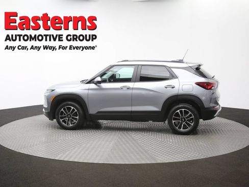 Used 2024 Chevrolet TrailBlazer LT FWD image 59