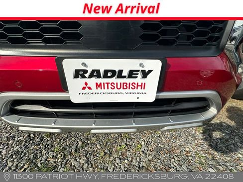 Used 2023 Mitsubishi Outlander SEL AWD/4WD image 4