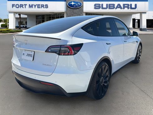 Used 2021 Tesla Model Y Performance image 3