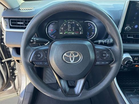 Used 2023 Toyota RAV4 XLE w/ Convenience Package image 15