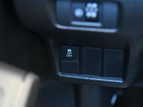 Used 2025 Honda Civic Sport image 31