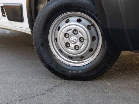 Used 2023 RAM ProMaster 2500 image 11