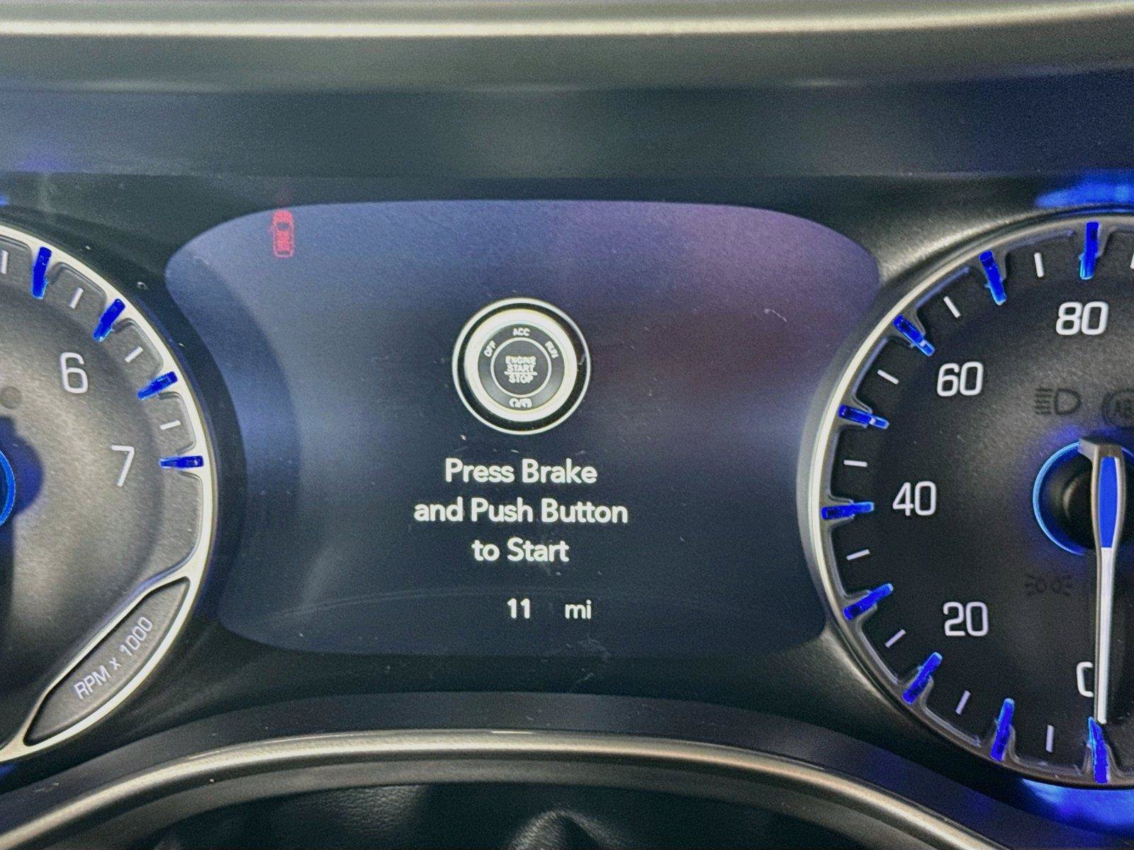 New 2027 Chrysler Pacifica Select AWD/4WD image 6