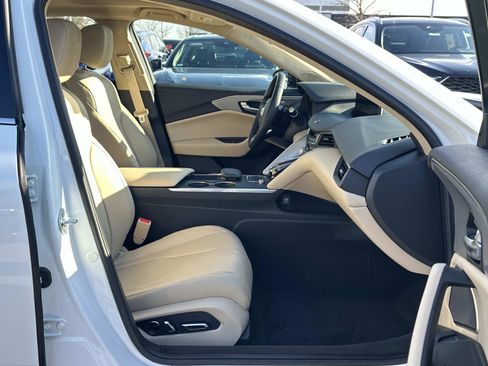 Certified 2025 Acura TLX w/ Technology Package image 14