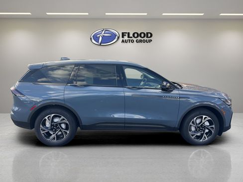 New 2026 Lincoln Nautilus Premier w/ Equipment Group 102A image 4