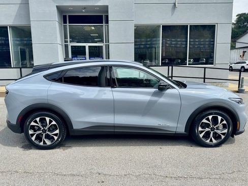 New 2025 Ford Mustang Mach-E Select w/ Comfort Package Lite image 9