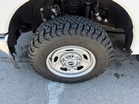 Used 2023 Ford F250 XL w/ XL Driver Assist Package AWD/4WD image 6
