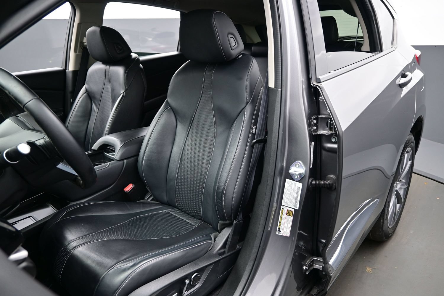 Used 2023 Acura RDX w/ Technology Package FWD image 15