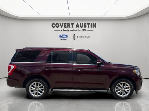 Certified 2021 Ford Expedition XLT RWD image 6