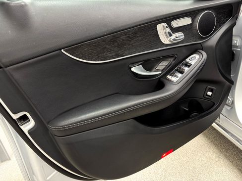 Used 2021 Mercedes-Benz C 300 4MATIC Sedan image 14