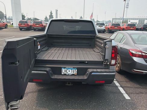 Used 2017 Honda Ridgeline RTL-T image 8