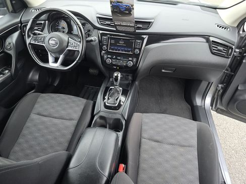 Used 2022 Nissan Rogue Sport SV image 26