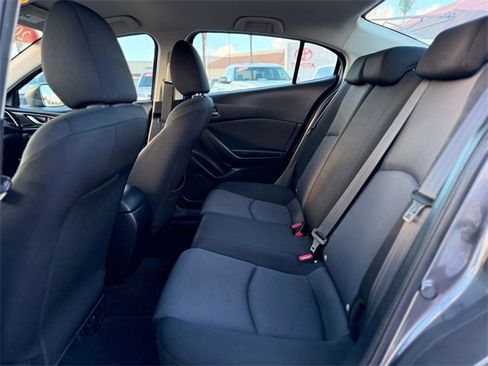 Used 2016 MAZDA MAZDA3 i Sport image 18