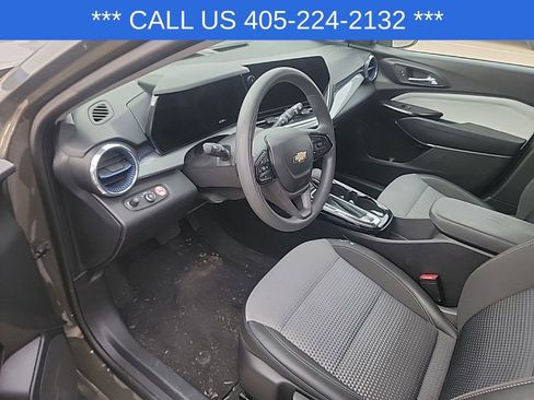 Used 2024 Chevrolet Trax LT image 26