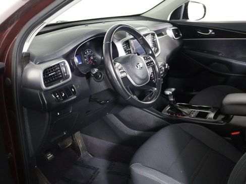 Used 2020 Kia Sorento LX w/ LX I4 Convenience Package image 22
